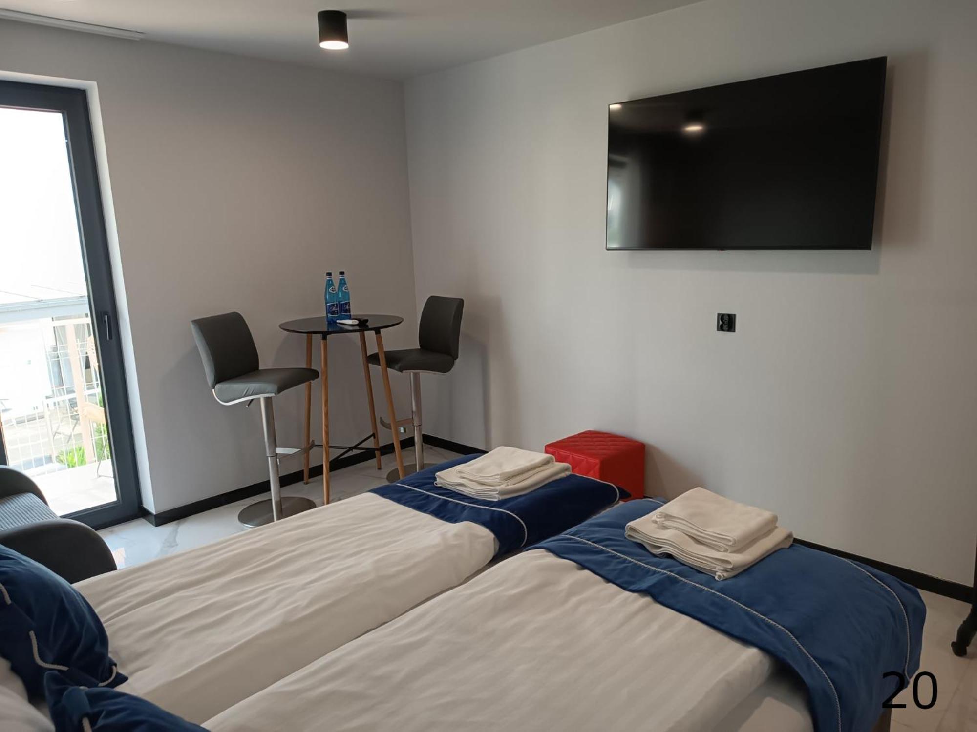 Cobalt Apartments Mikołajki Luaran gambar